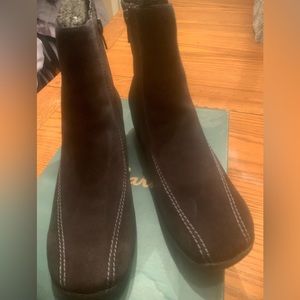 Clark black suede boots size 6